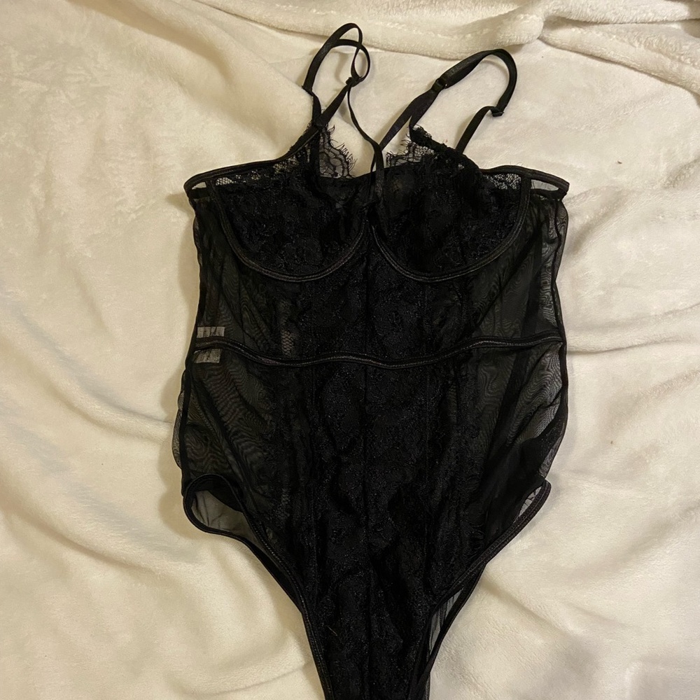 Black lingerie, large